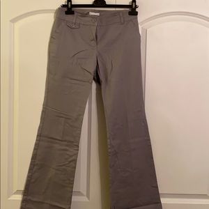 New York & Co gray Chico white leg pants